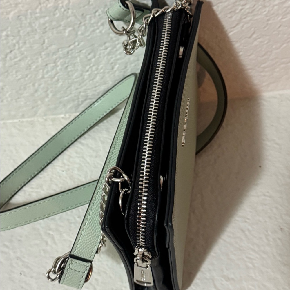 Steve Madden Mint Green Crossbody Bag Like New Condition - Picture 5 of 9